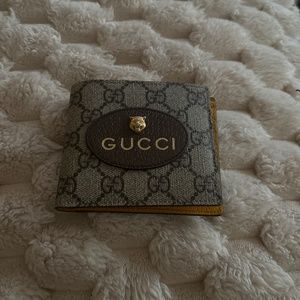 Gucci wallet